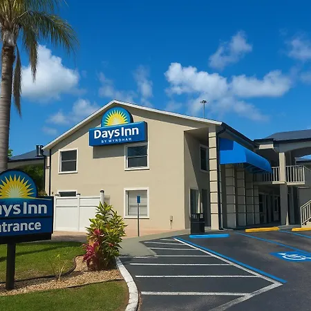 Days Inn By Wyndham Bradenton I-75